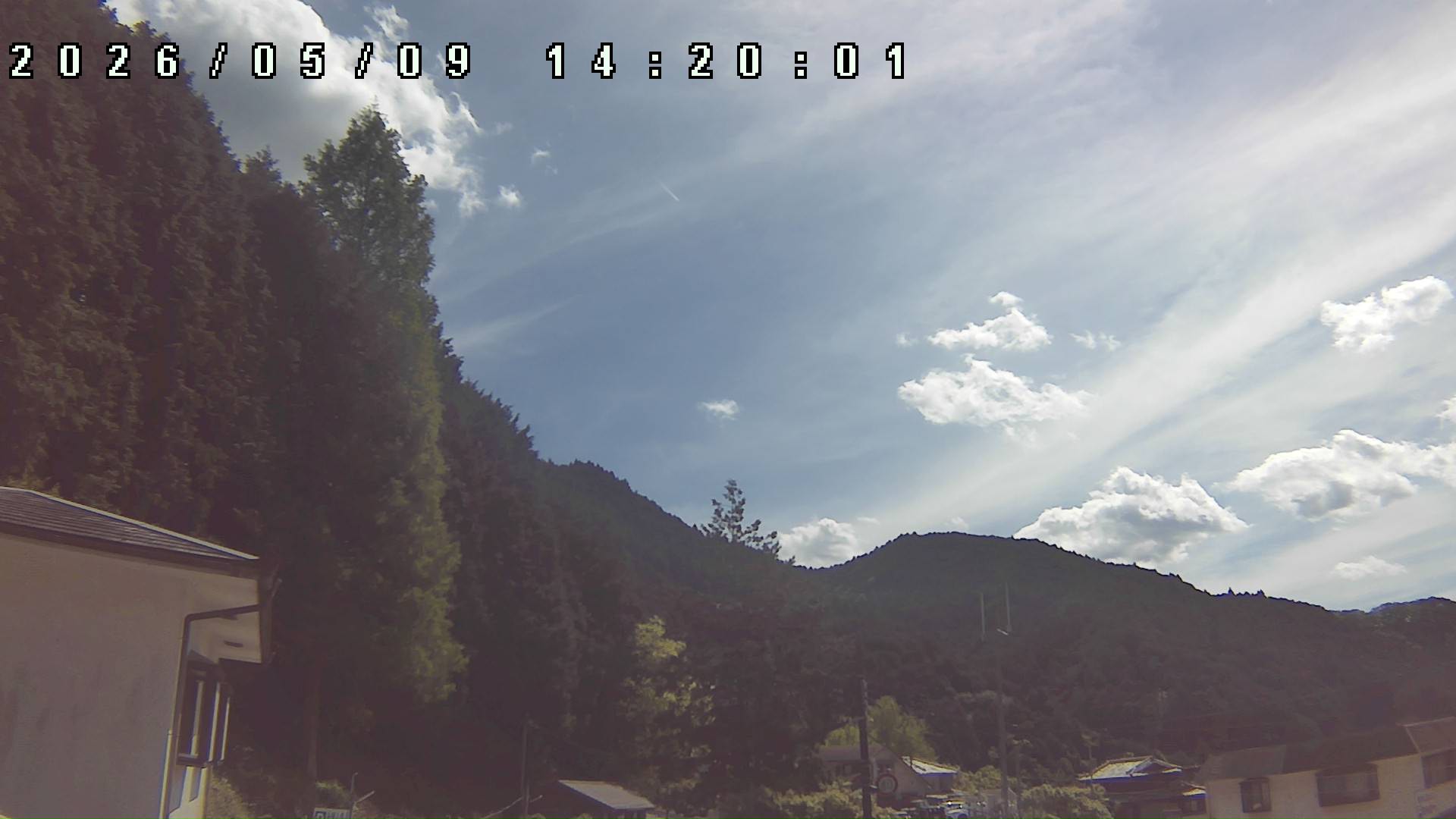 2026年5月9日 14:20ごろの金剛山登山口周辺の空