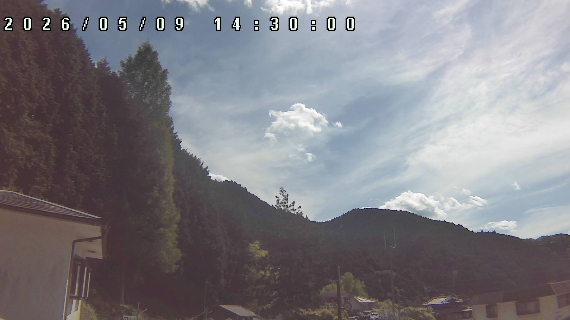 2026年5月9日 14:30ごろの金剛山登山口周辺の空