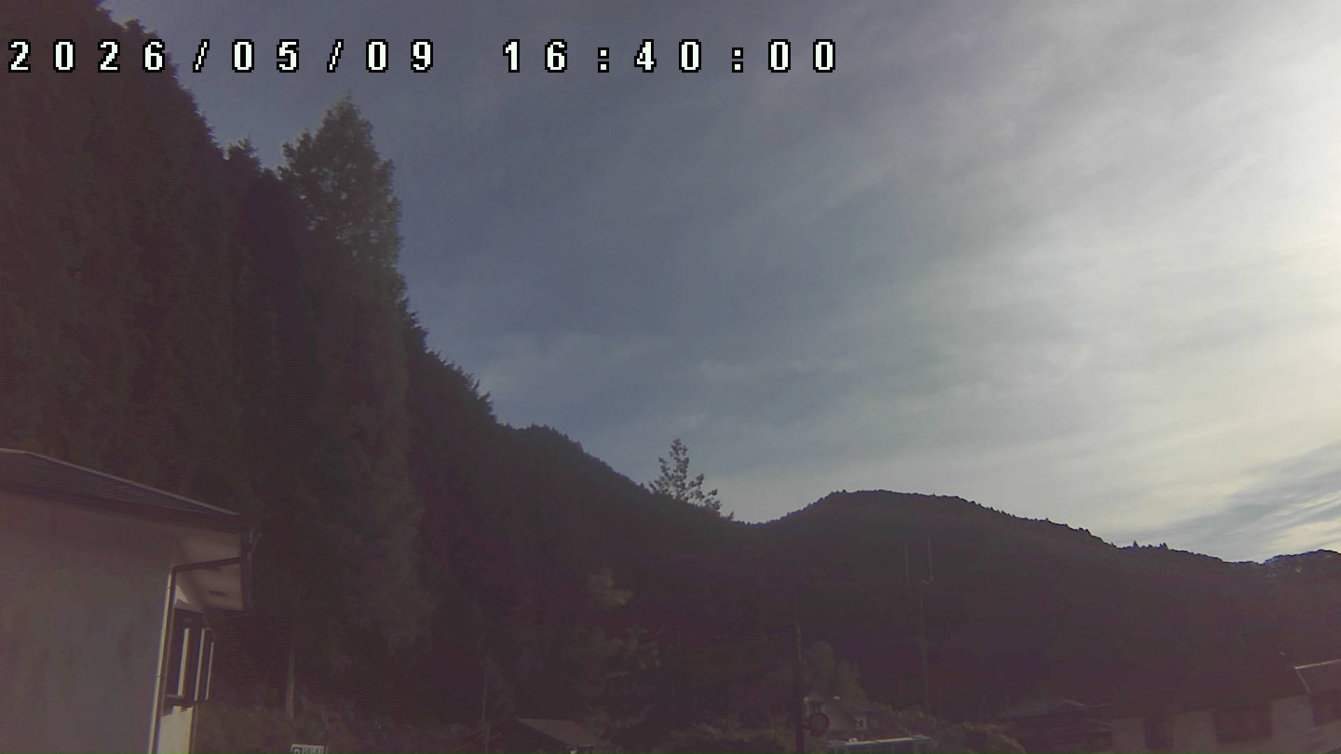 2026年5月9日 16:40ごろの金剛山登山口周辺の空