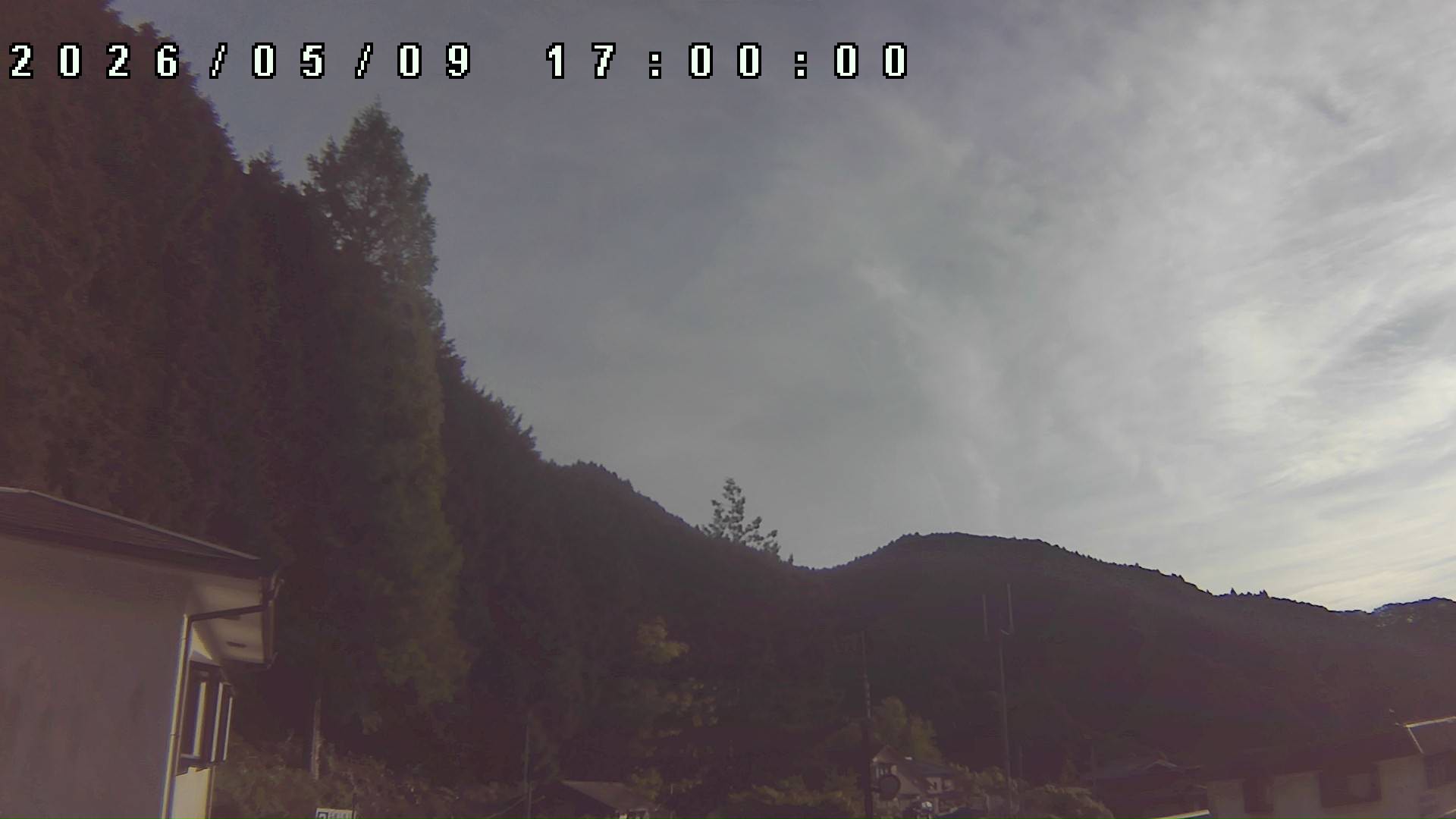 2026年5月9日 17:00ごろの金剛山登山口周辺の空