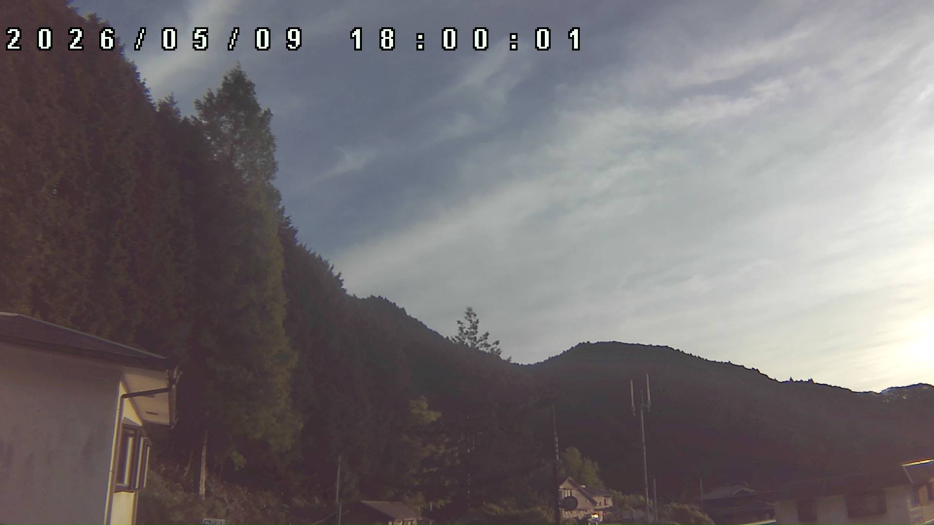 2026年5月9日 18:00ごろの金剛山登山口周辺の空