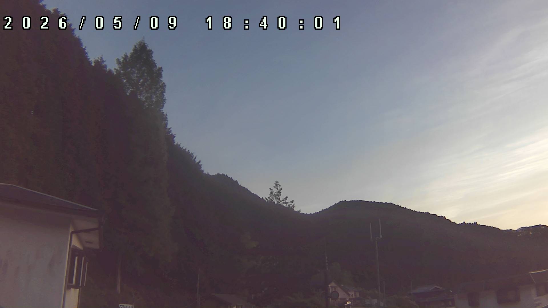 2026年5月9日 18:40ごろの金剛山登山口周辺の空