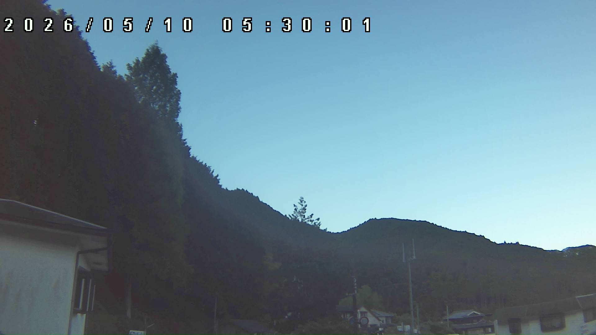 2026年5月10日 05:30ごろの金剛山登山口周辺の空