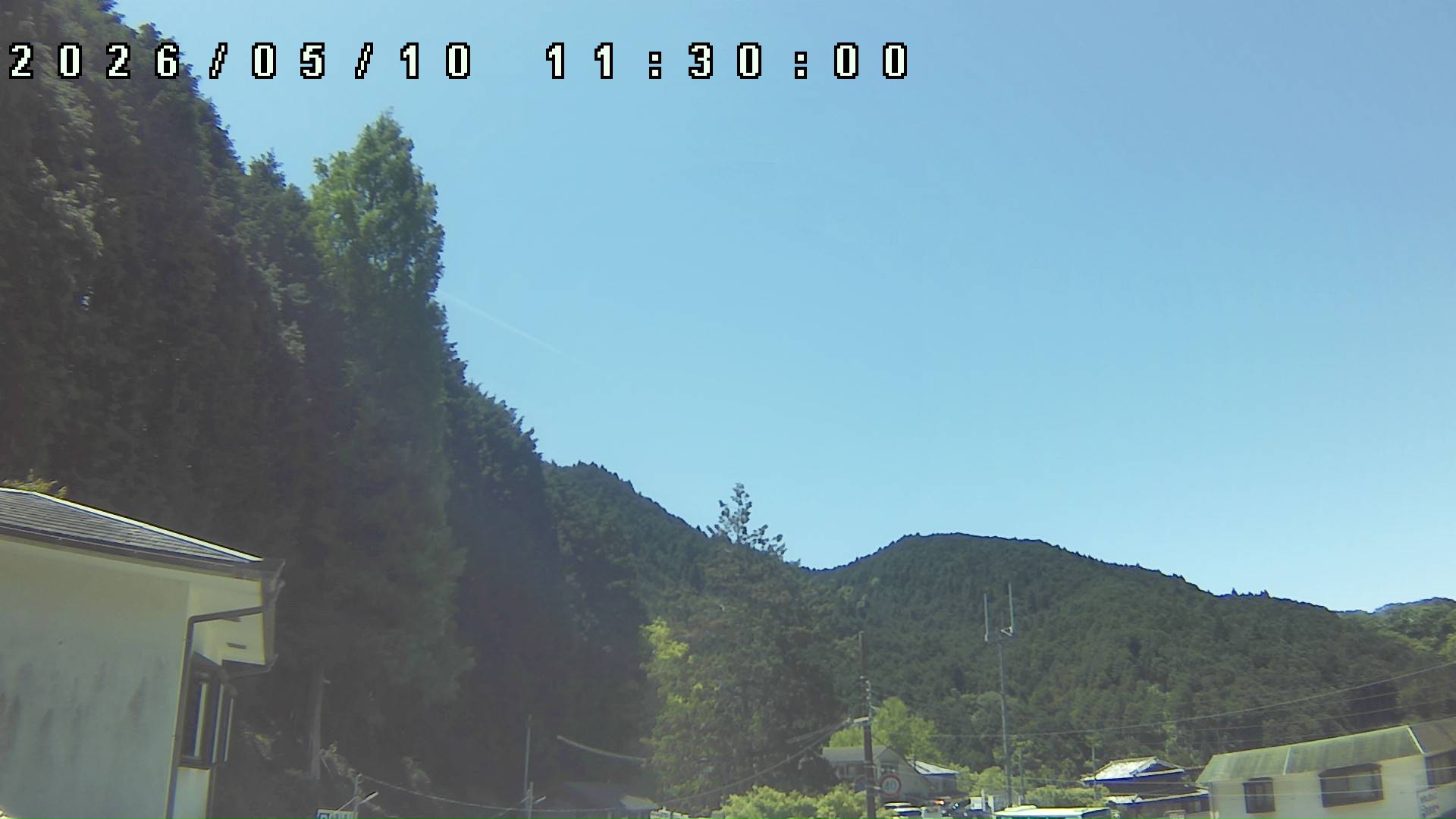 2026年5月10日 11:30ごろの金剛山登山口周辺の空