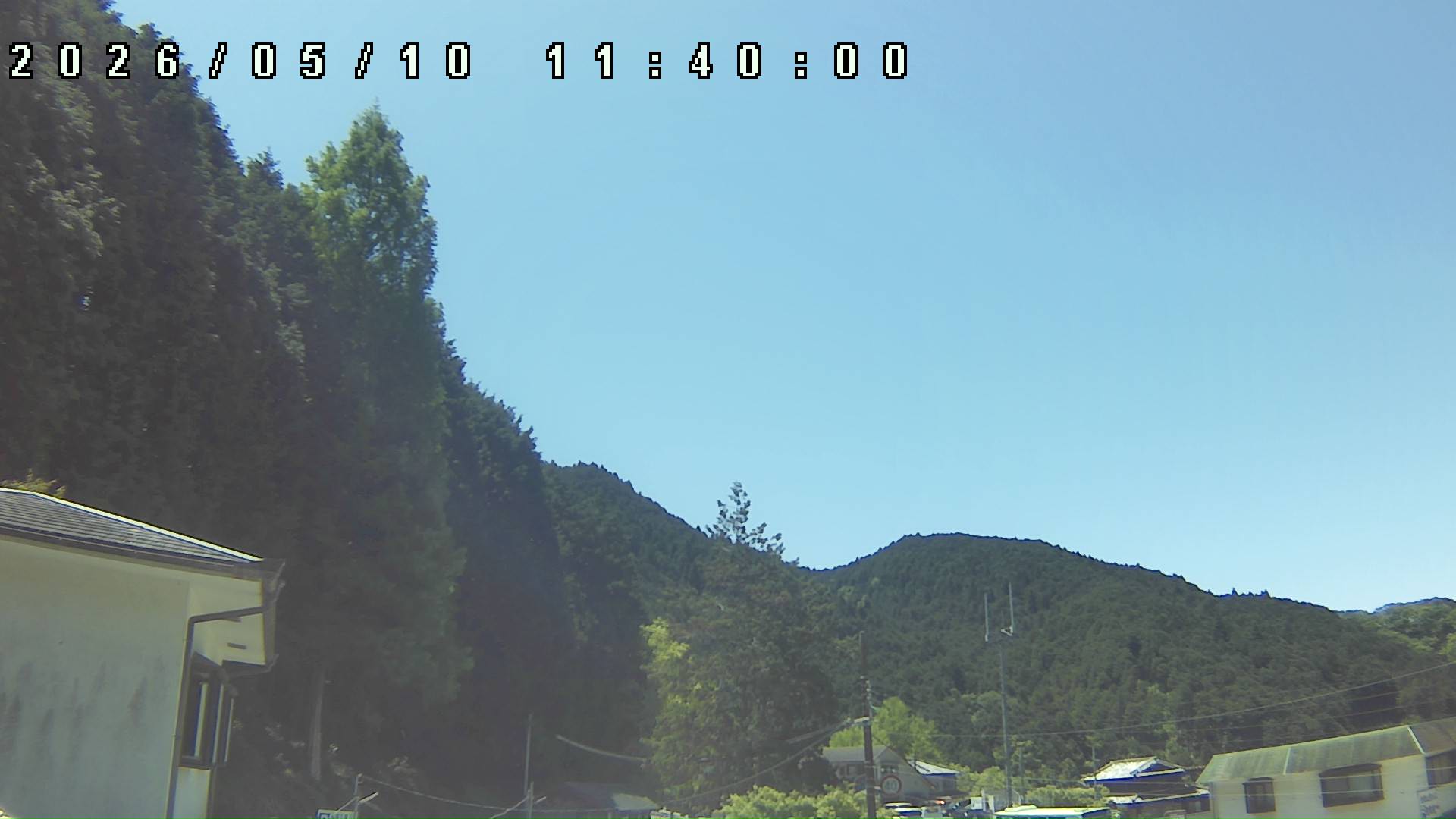 2026年5月10日 11:40ごろの金剛山登山口周辺の空