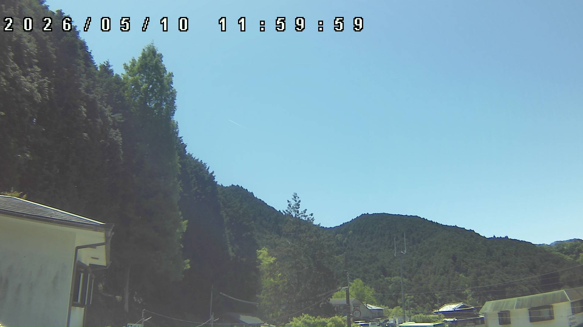2026年5月10日 12:00ごろの金剛山登山口周辺の空
