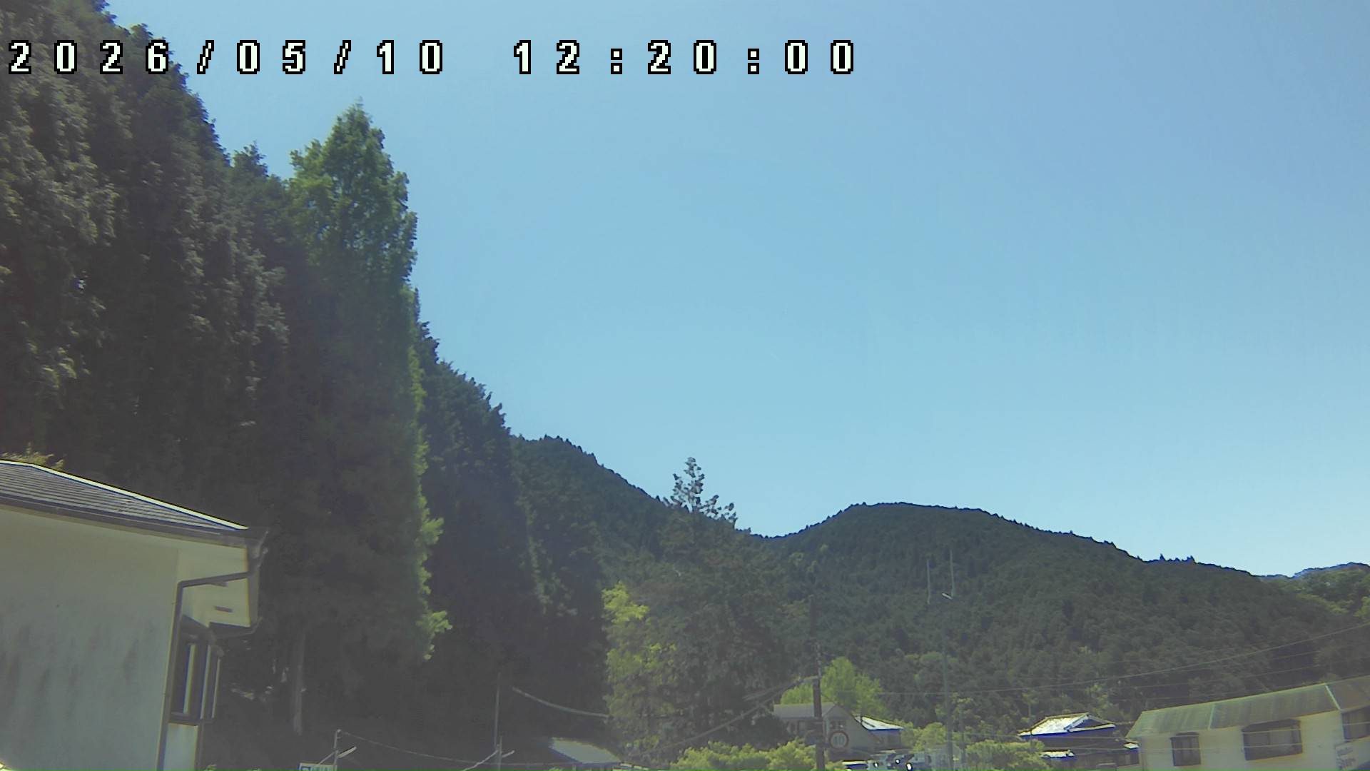 2026年5月10日 12:20ごろの金剛山登山口周辺の空