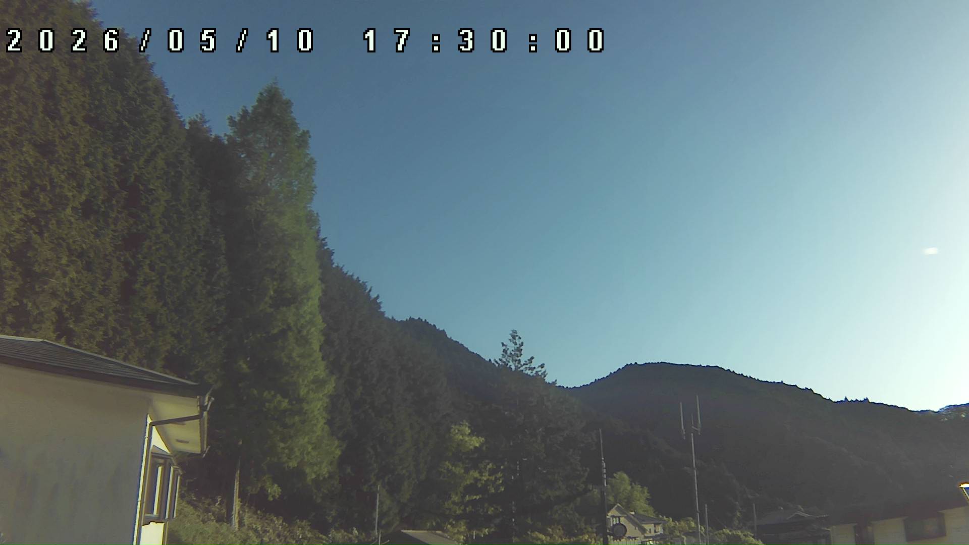 2026年5月10日 17:30ごろの金剛山登山口周辺の空