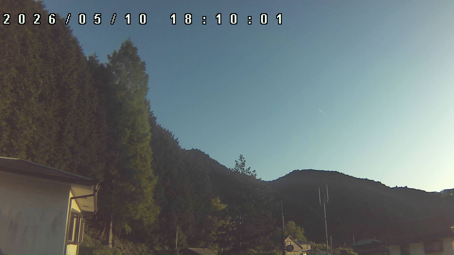 2026年5月10日 18:10ごろの金剛山登山口周辺の空