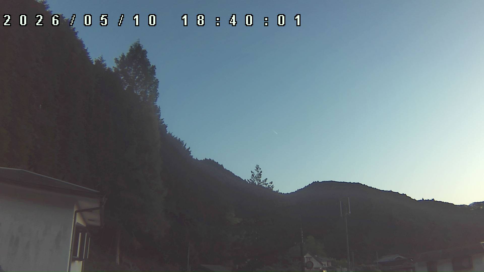 2026年5月10日 18:40ごろの金剛山登山口周辺の空