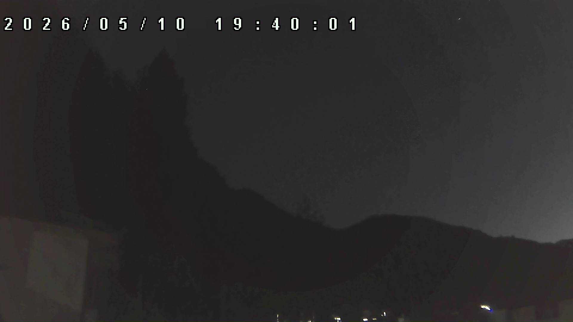 2026年5月10日 19:40ごろの金剛山登山口周辺の空