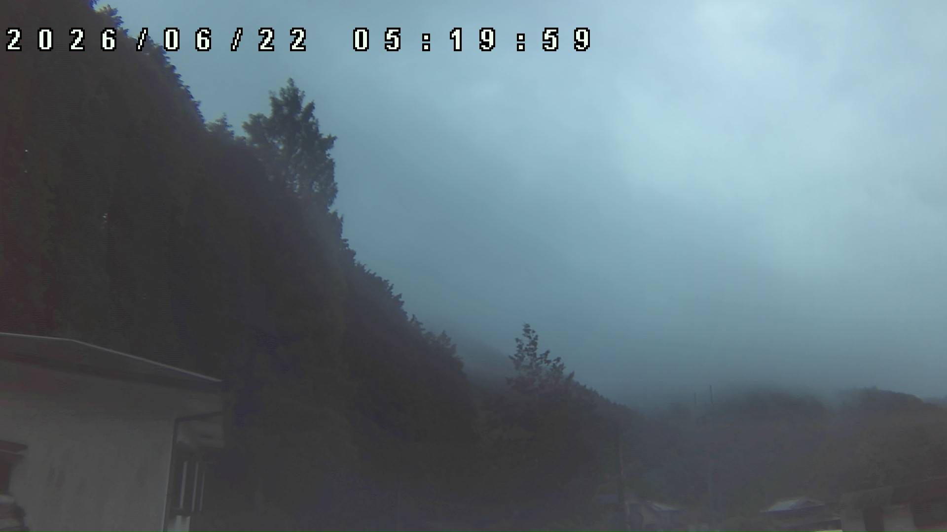 2026年6月22日 05:20ごろの金剛山登山口周辺の空