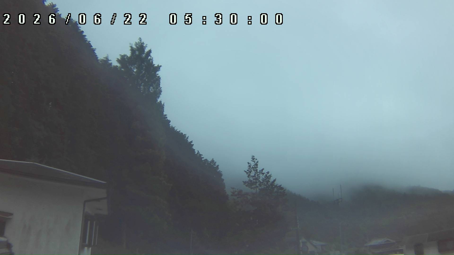 2026年6月22日 05:30ごろの金剛山登山口周辺の空