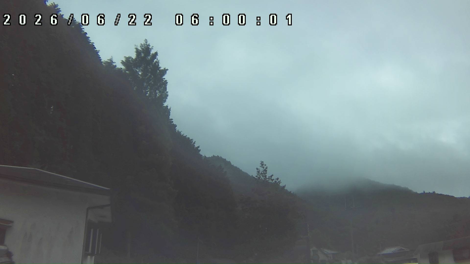 2026年6月22日 06:00ごろの金剛山登山口周辺の空