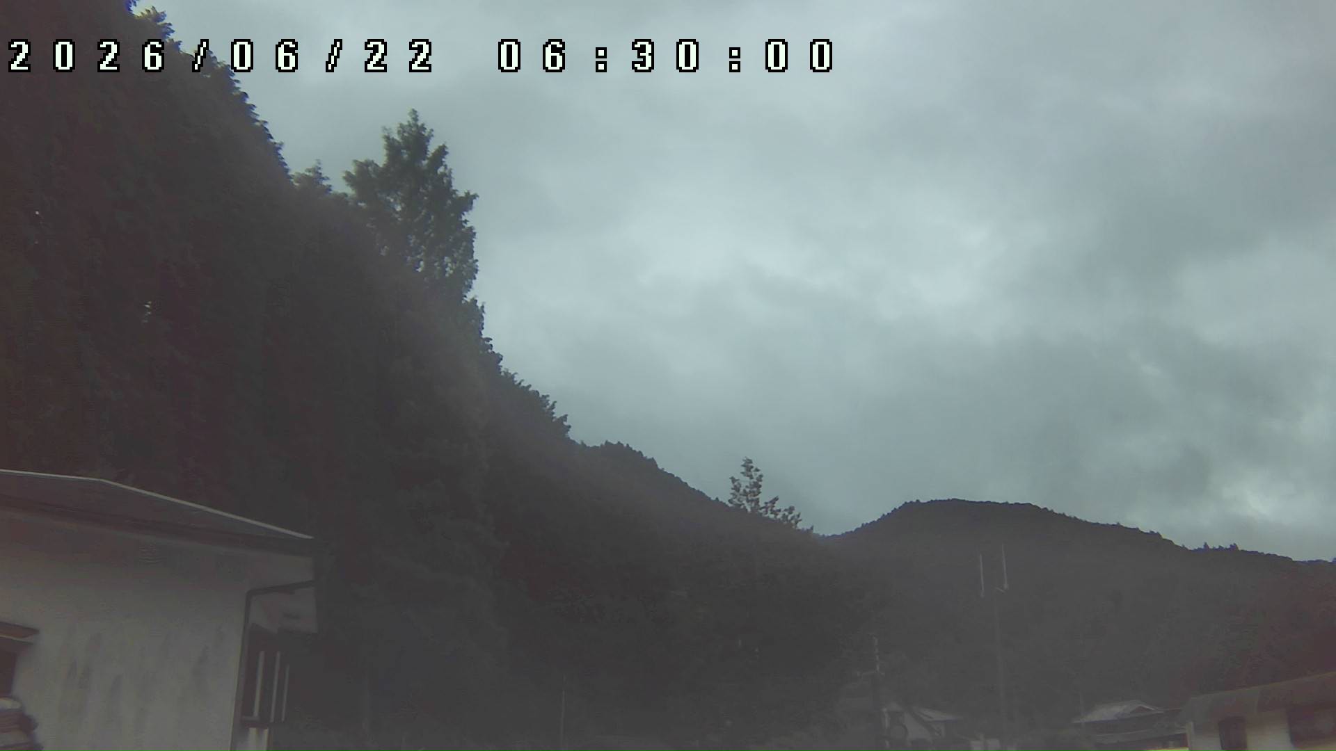 2026年6月22日 06:30ごろの金剛山登山口周辺の空