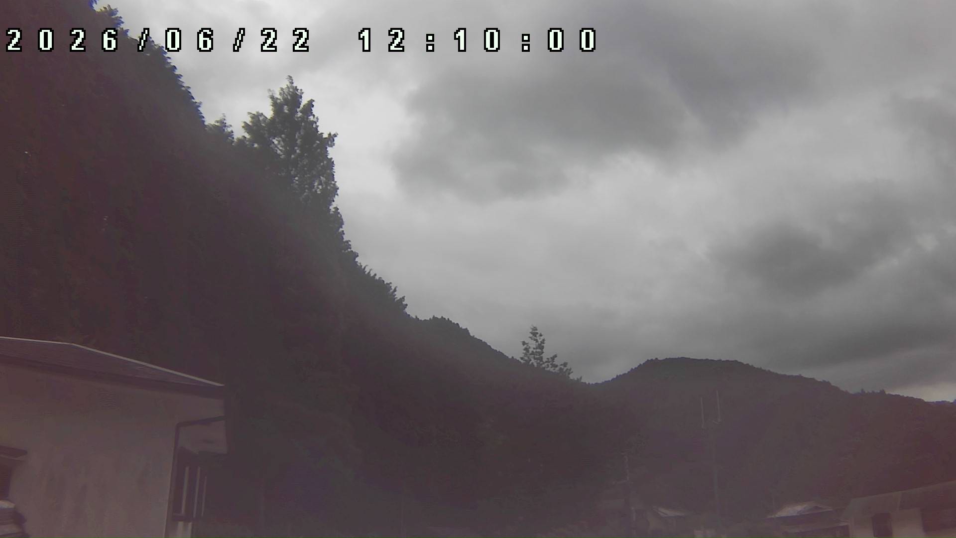 2026年6月22日 12:10ごろの金剛山登山口周辺の空