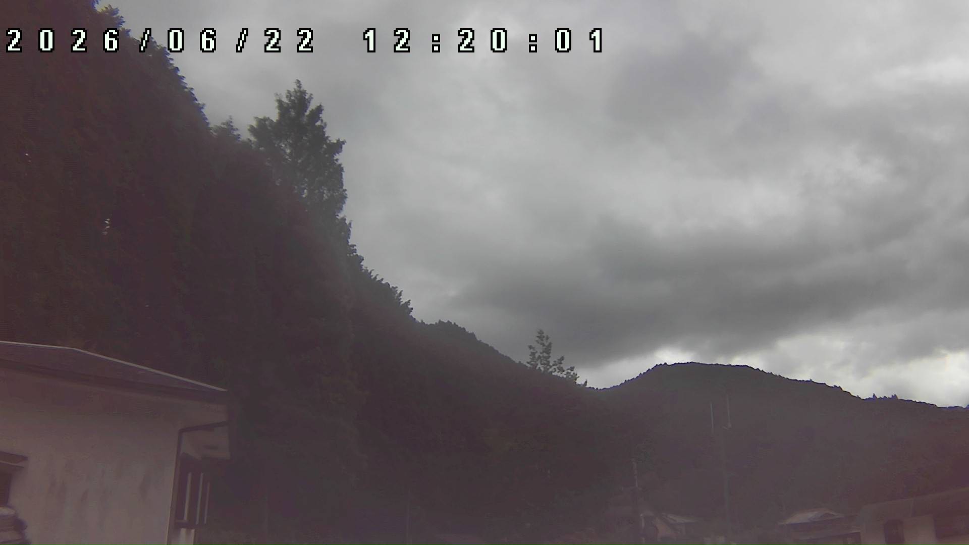2026年6月22日 12:20ごろの金剛山登山口周辺の空