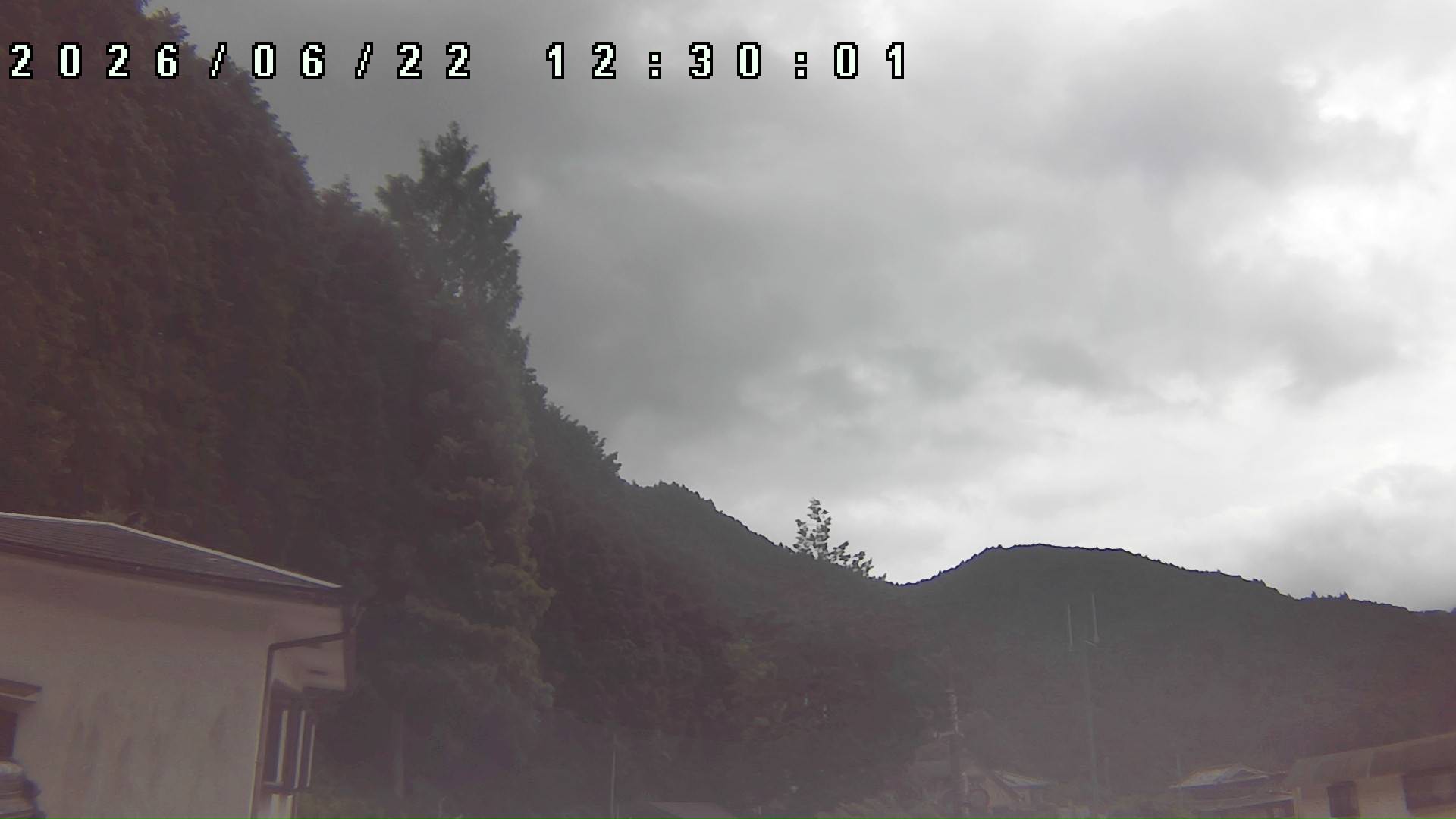 2026年6月22日 12:30ごろの金剛山登山口周辺の空