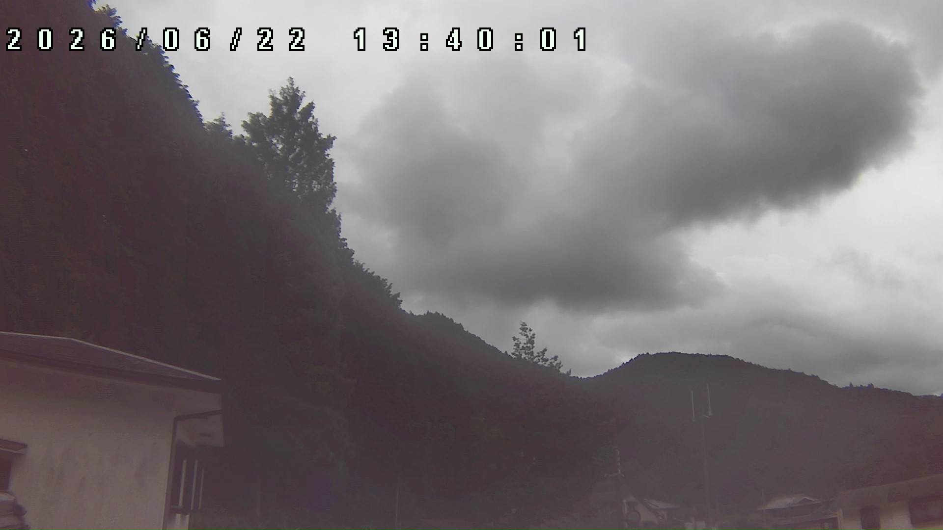 2026年6月22日 13:40ごろの金剛山登山口周辺の空