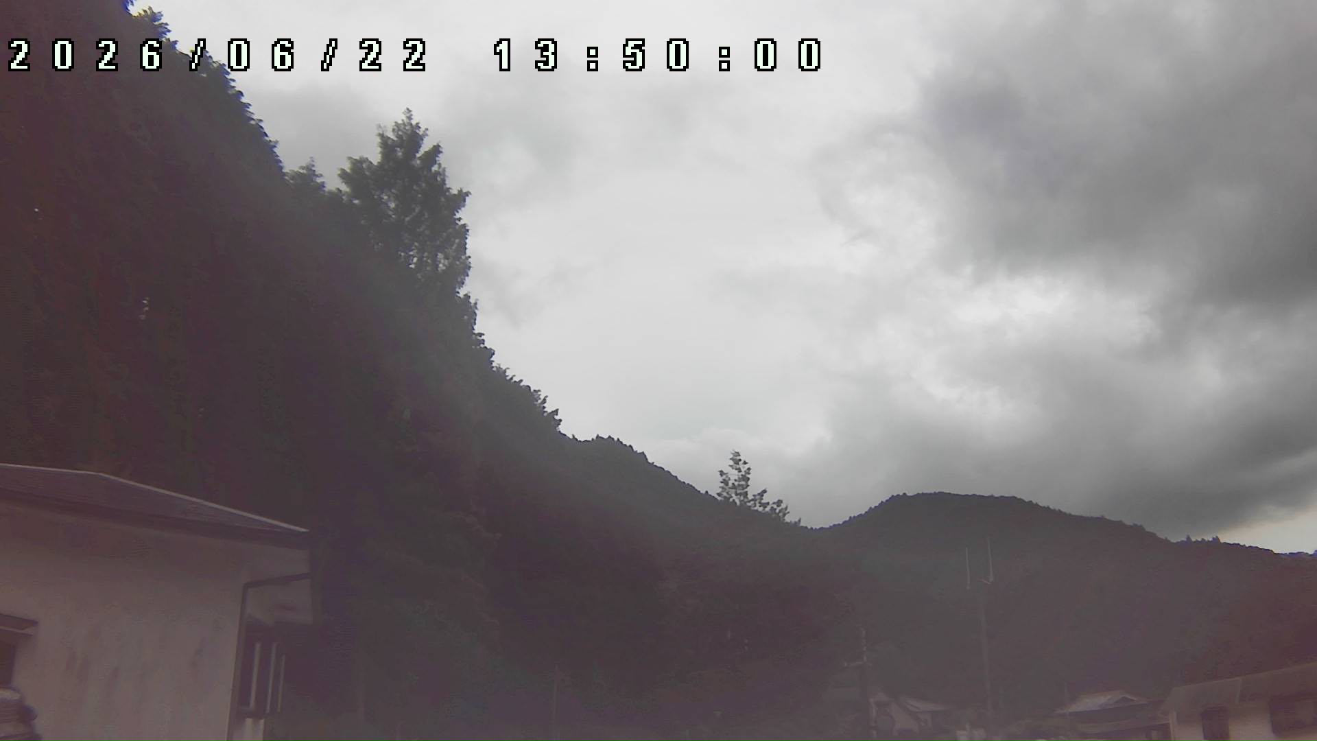 2026年6月22日 13:50ごろの金剛山登山口周辺の空
