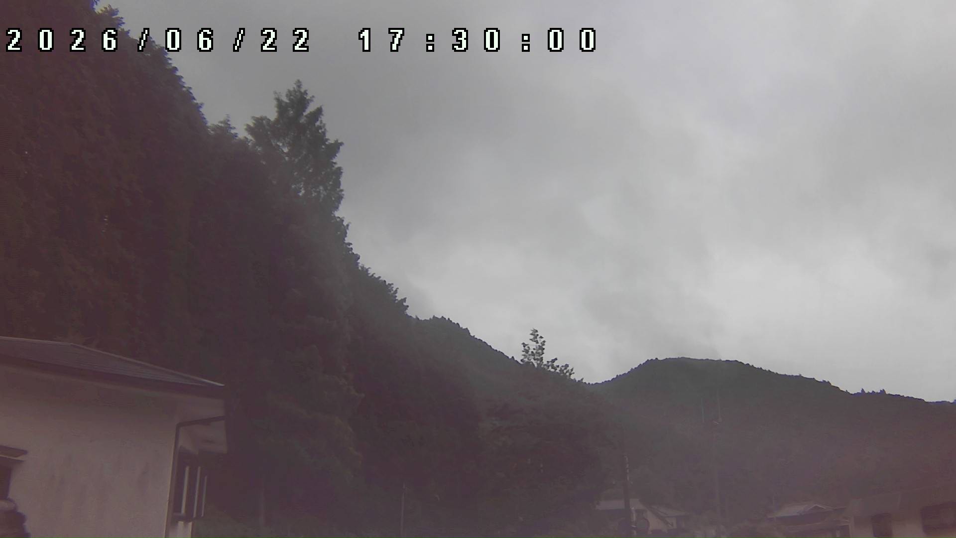 2026年6月22日 17:30ごろの金剛山登山口周辺の空