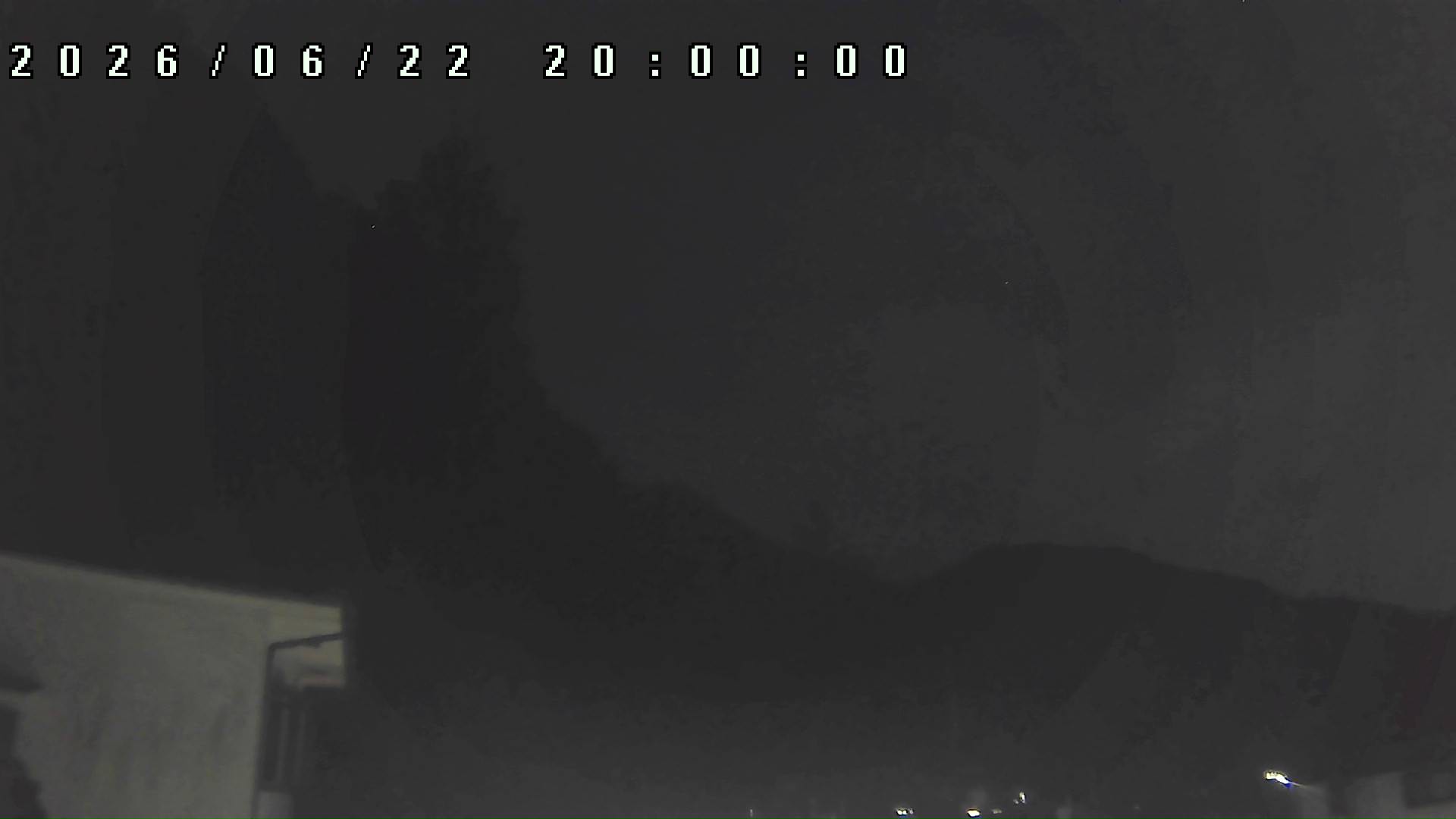 2026年6月22日 20:00ごろの金剛山登山口周辺の空