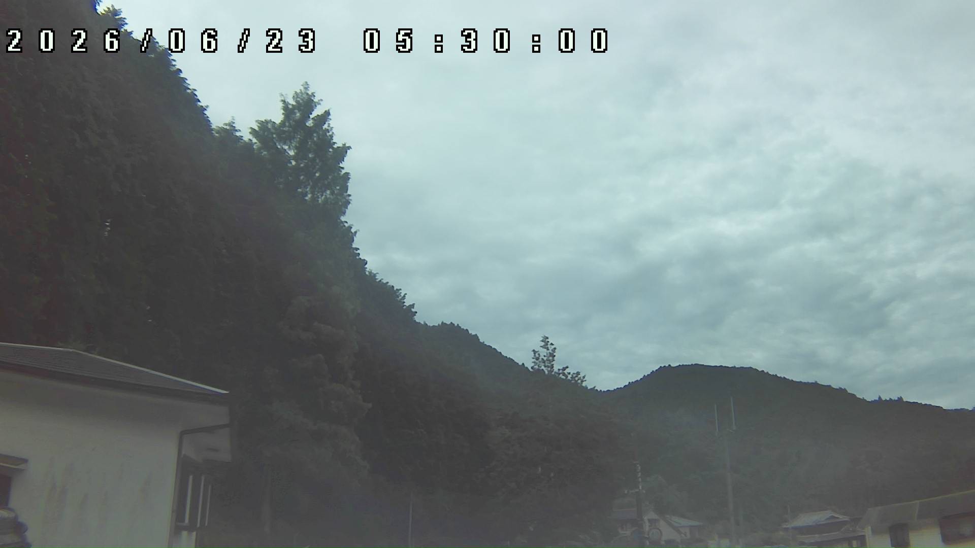 2026年6月23日 05:30ごろの金剛山登山口周辺の空