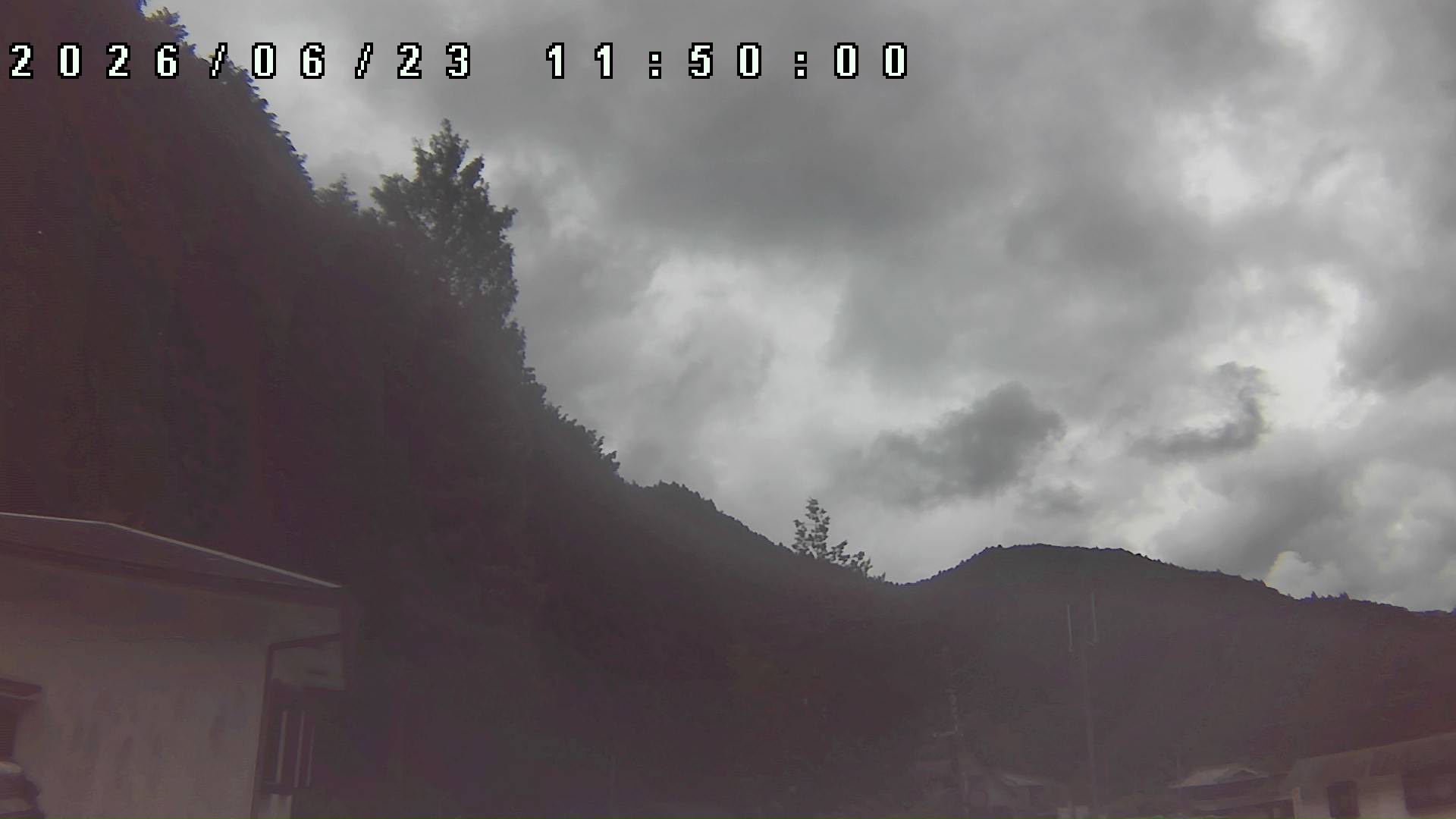2026年6月23日 11:50ごろの金剛山登山口周辺の空