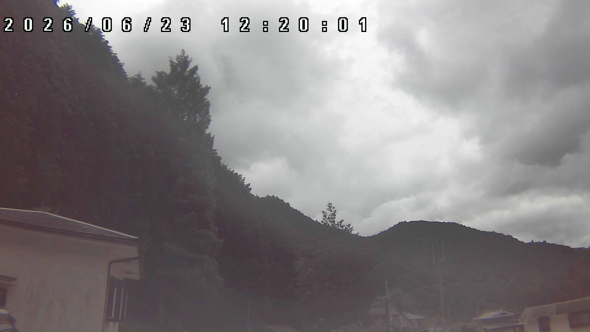 2026年6月23日 12:20ごろの金剛山登山口周辺の空