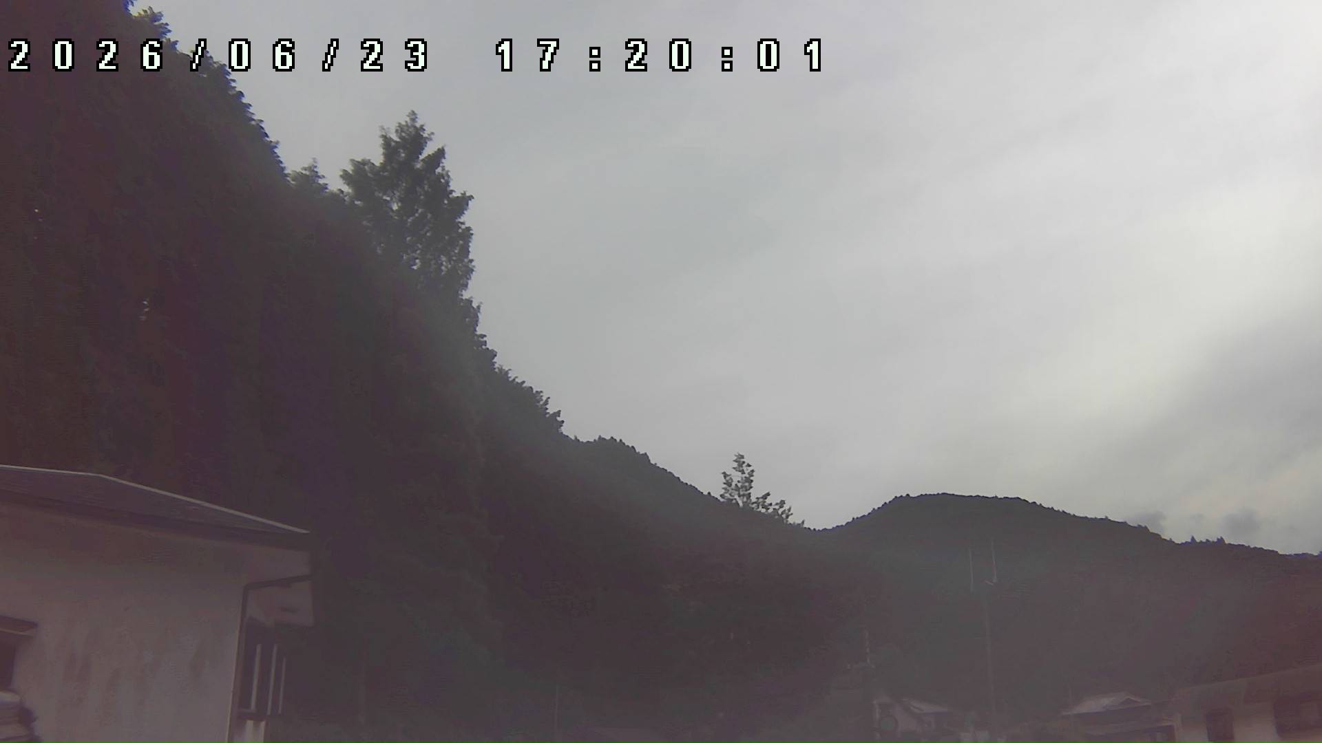 2026年6月23日 17:20ごろの金剛山登山口周辺の空
