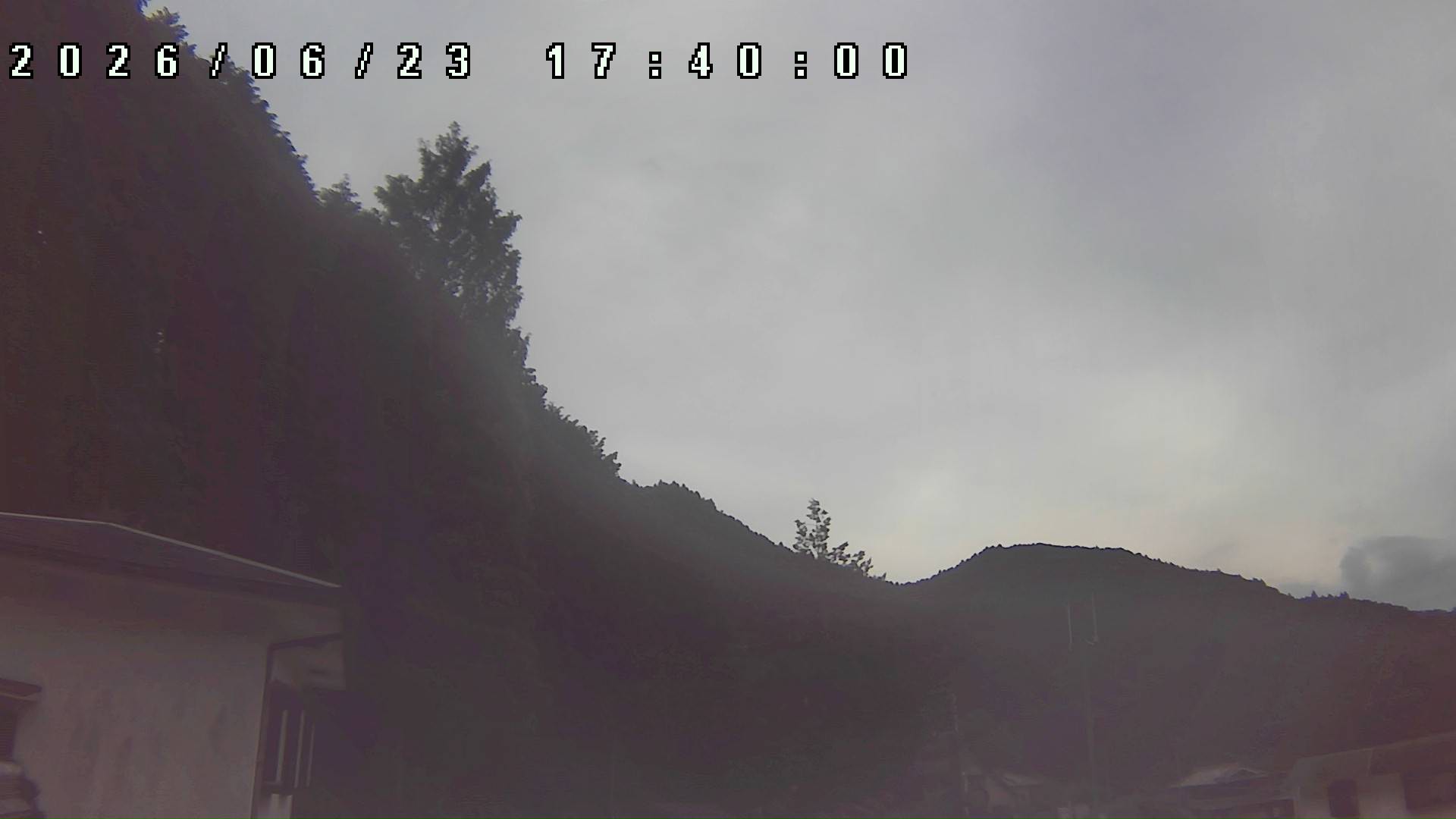 2026年6月23日 17:40ごろの金剛山登山口周辺の空