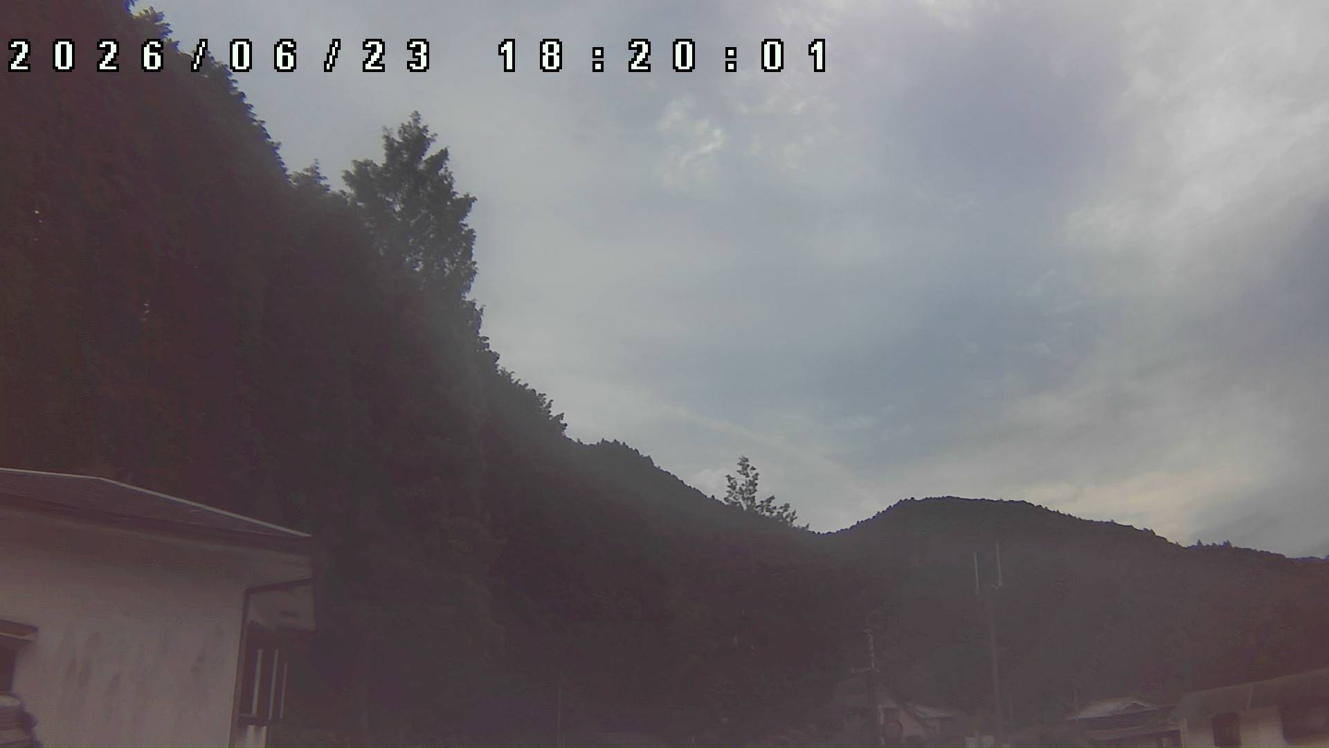 2026年6月23日 18:20ごろの金剛山登山口周辺の空