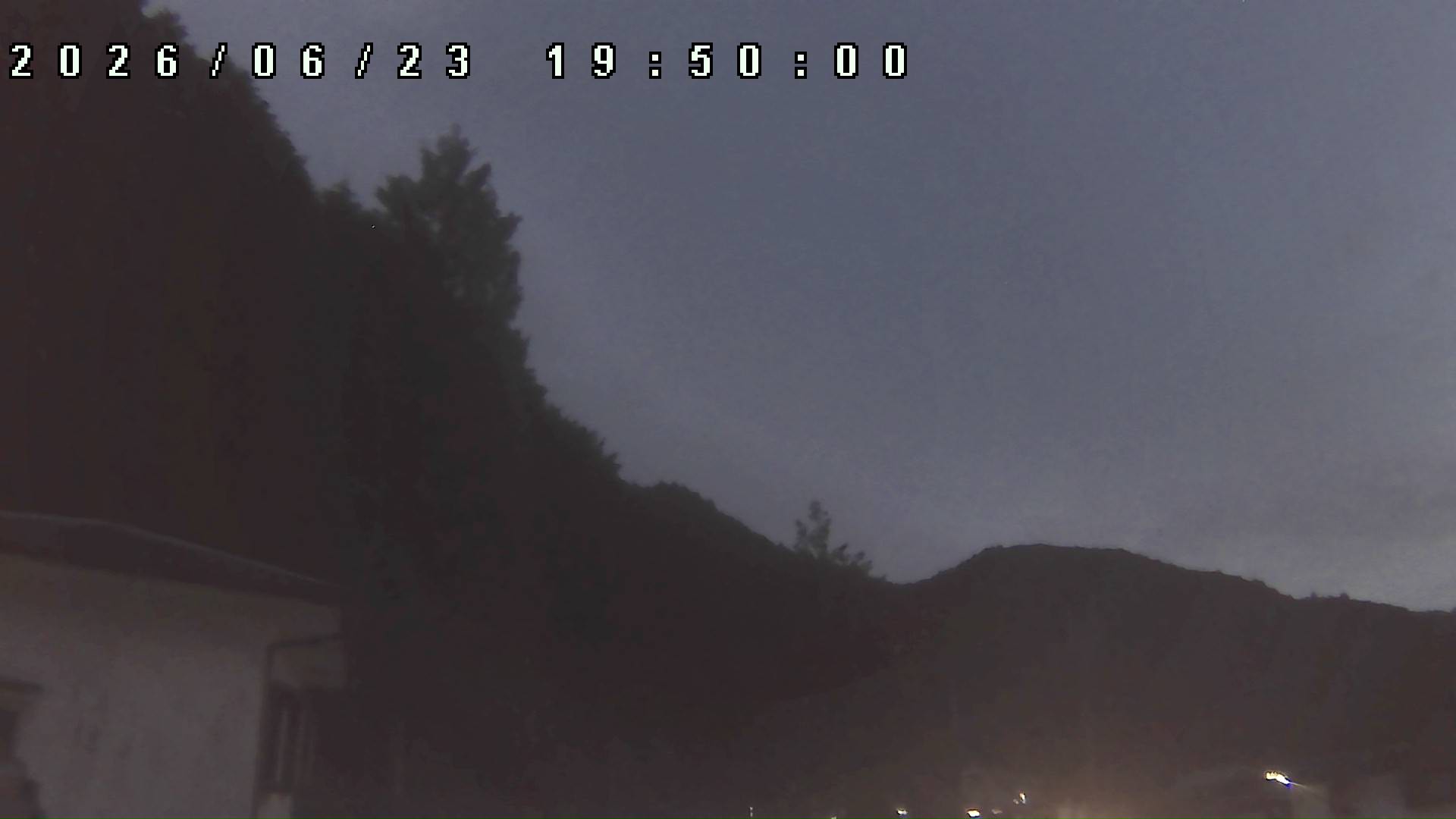 2026年6月23日 19:50ごろの金剛山登山口周辺の空