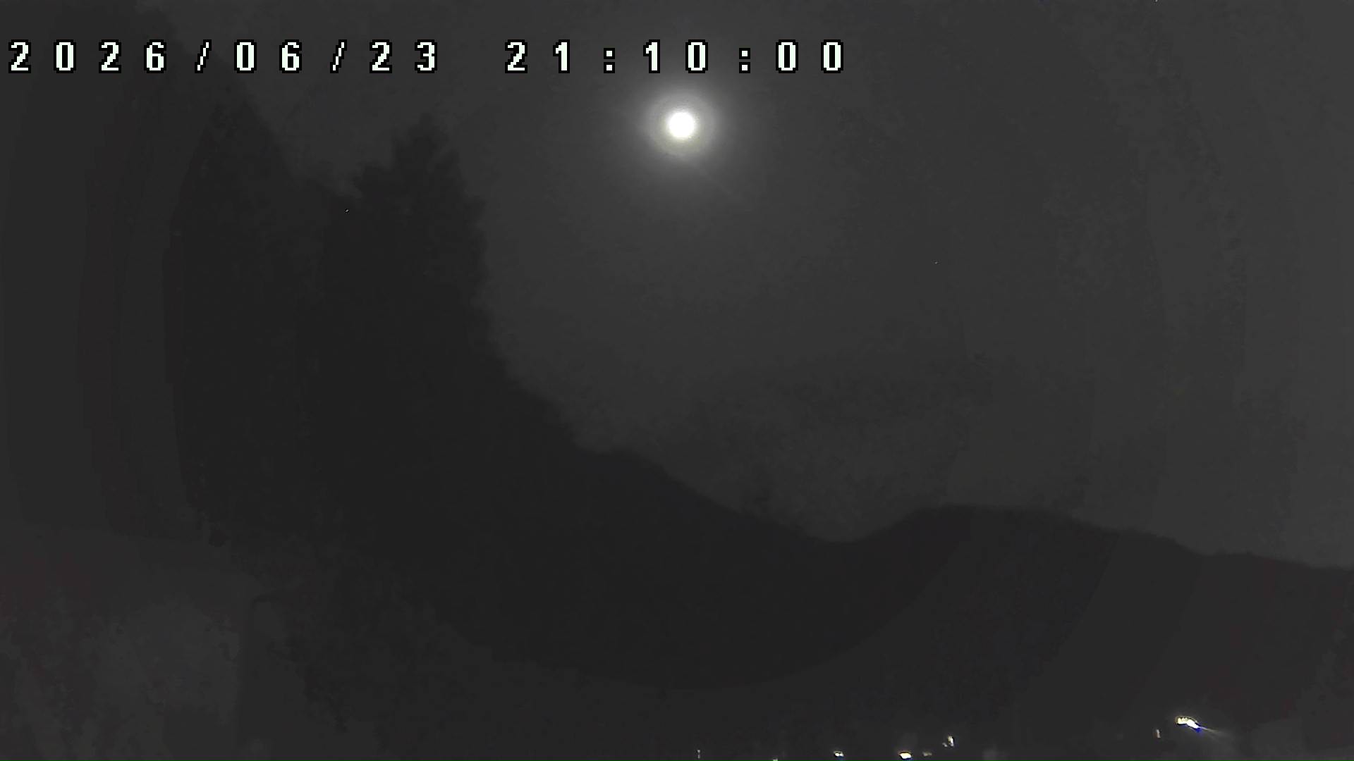 2026年6月23日 21:10ごろの金剛山登山口周辺の空