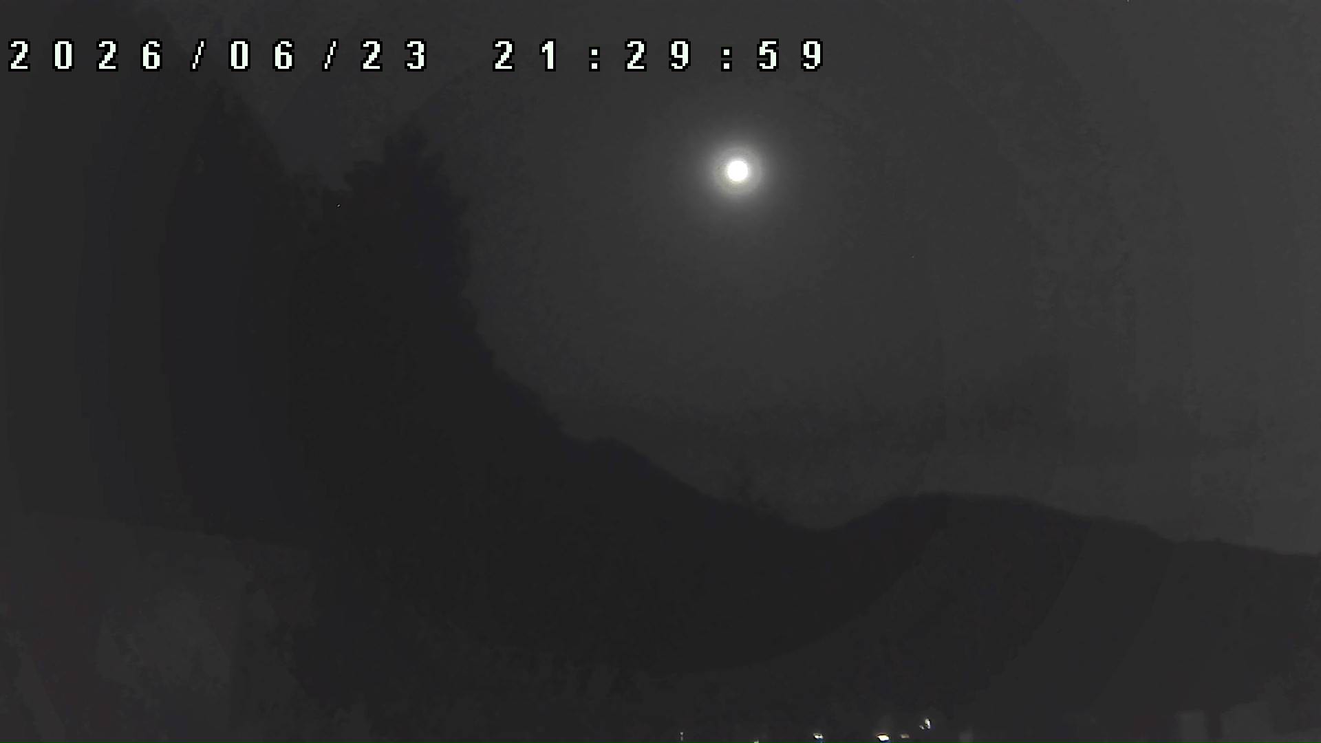 2026年6月23日 21:30ごろの金剛山登山口周辺の空