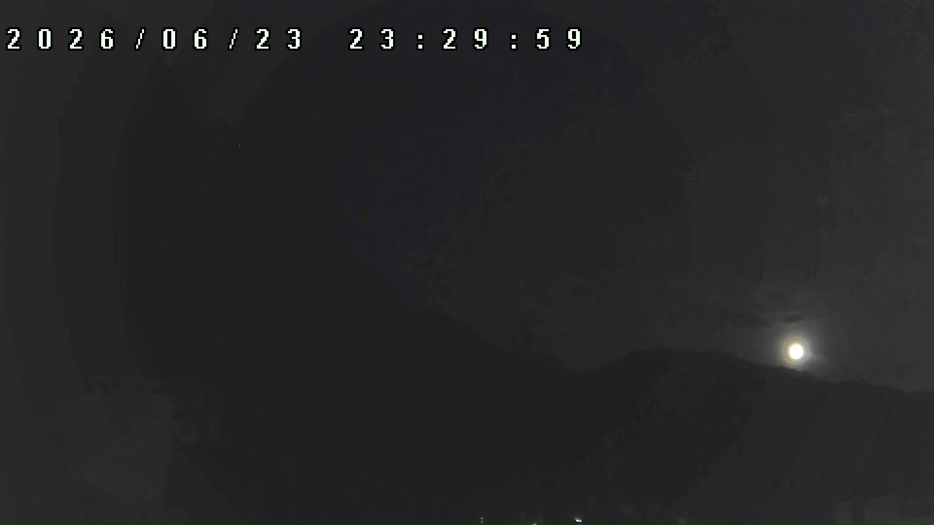 2026年6月23日 23:30ごろの金剛山登山口周辺の空