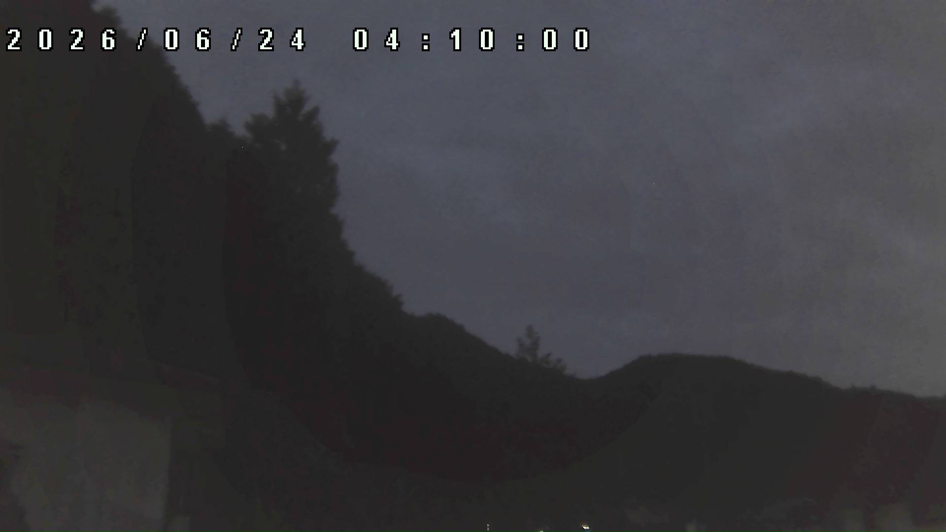 2026年6月24日 04:10ごろの金剛山登山口周辺の空