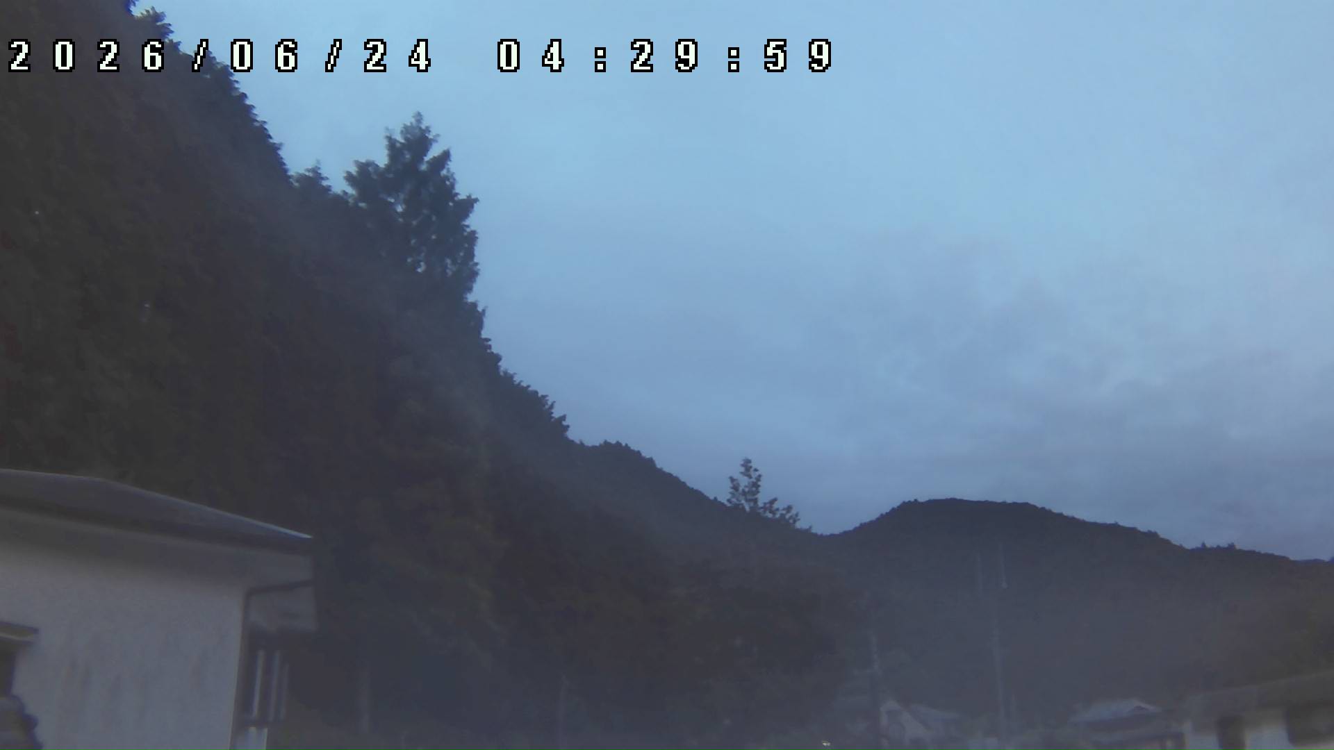 2026年6月24日 04:30ごろの金剛山登山口周辺の空