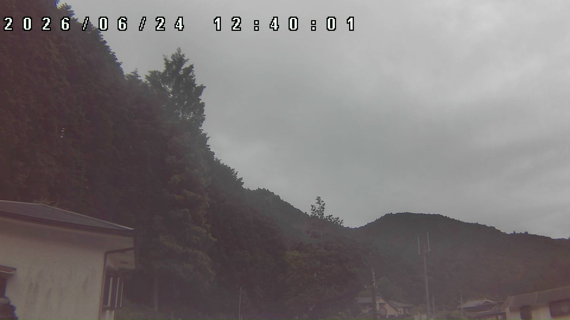2026年6月24日 12:40ごろの金剛山登山口周辺の空