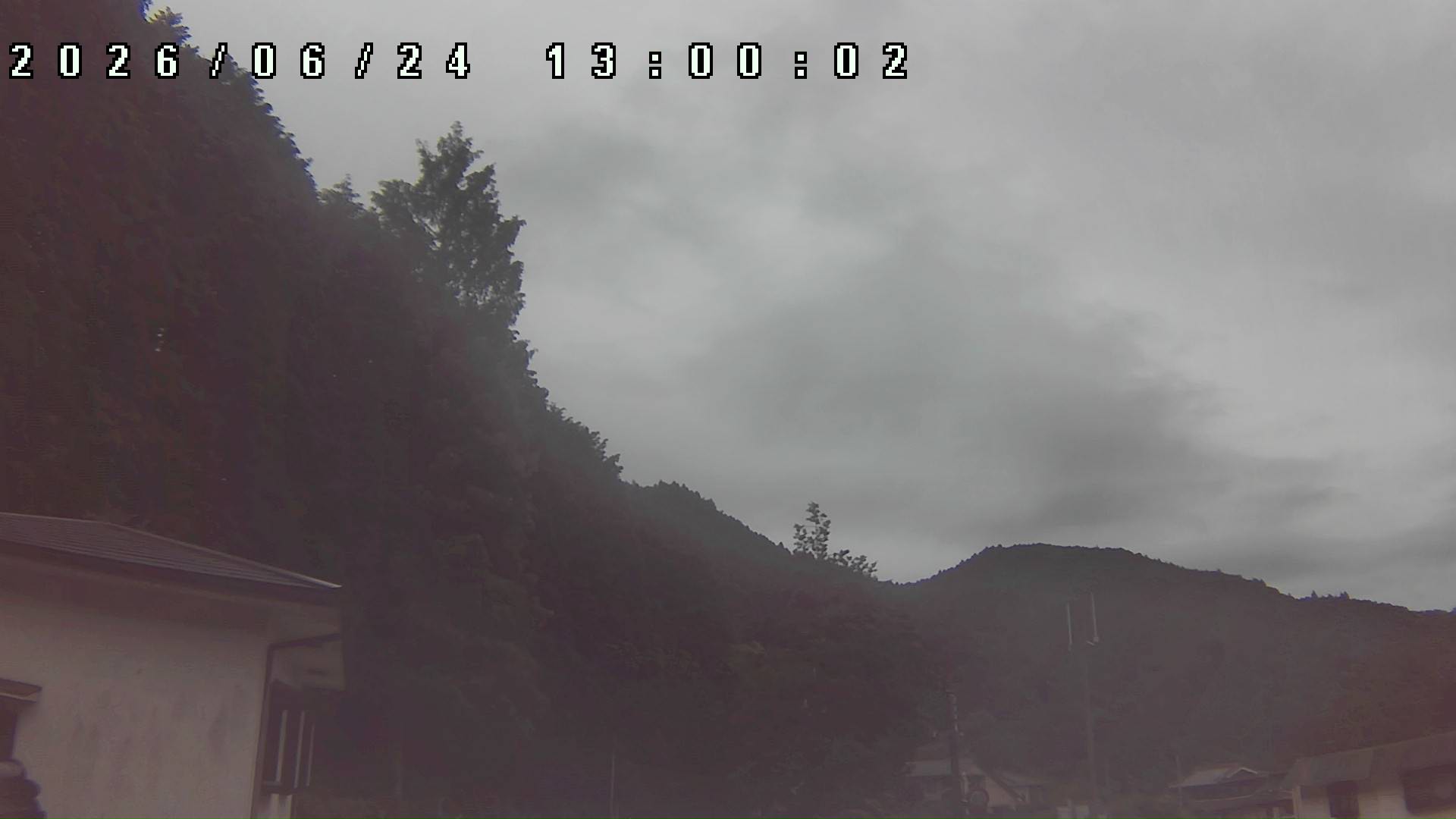 2026年6月24日 13:00ごろの金剛山登山口周辺の空