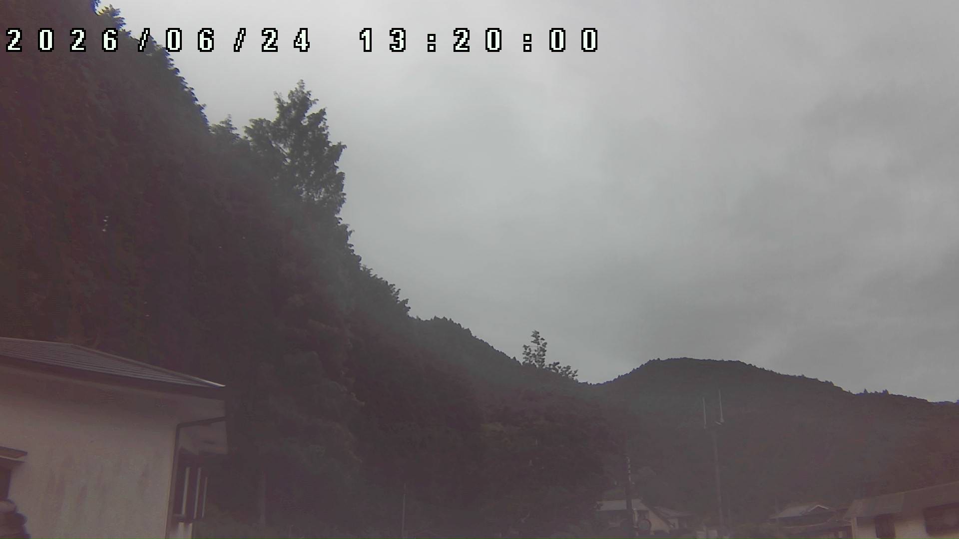 2026年6月24日 13:20ごろの金剛山登山口周辺の空