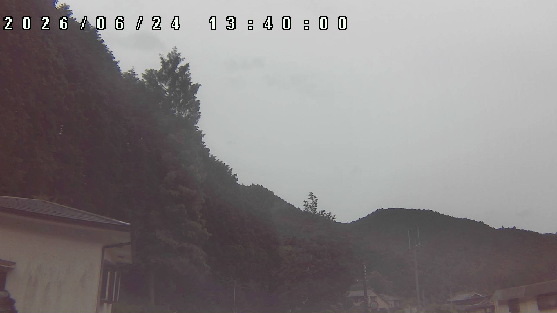 2026年6月24日 13:40ごろの金剛山登山口周辺の空