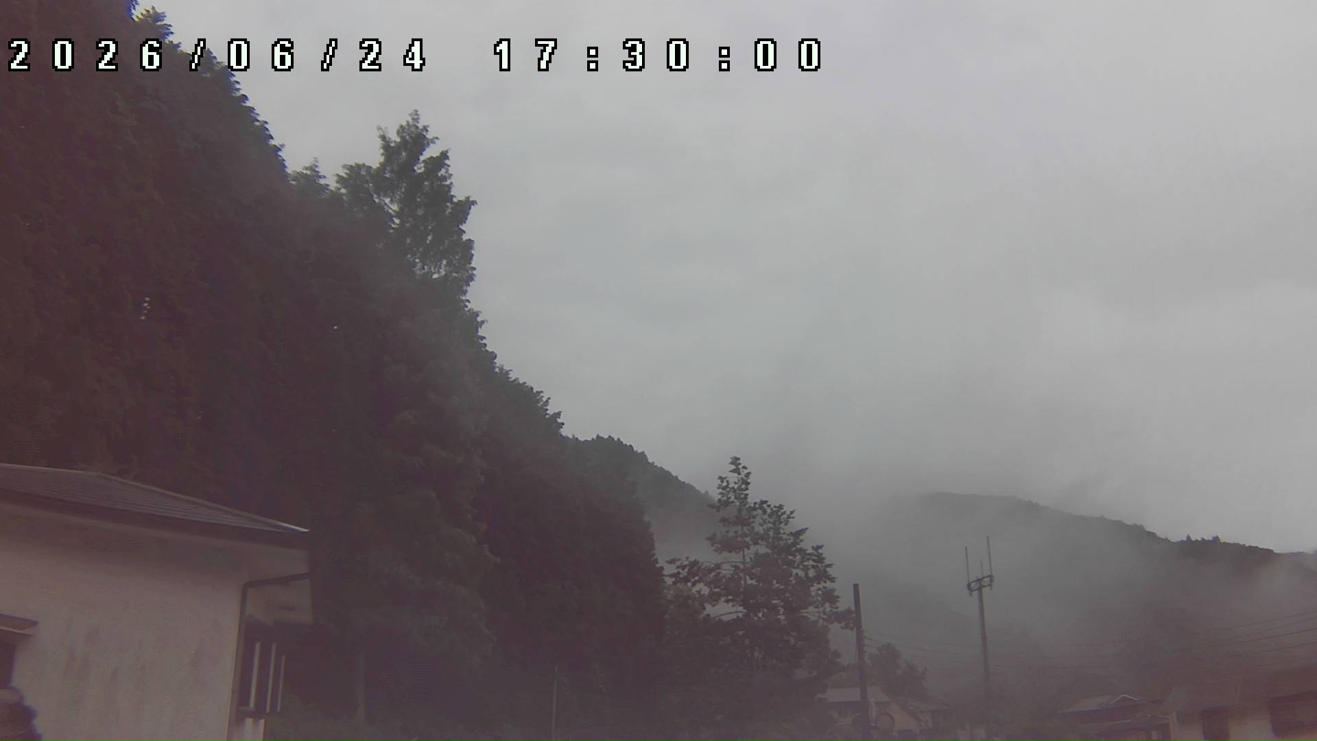 2026年6月24日 17:30ごろの金剛山登山口周辺の空