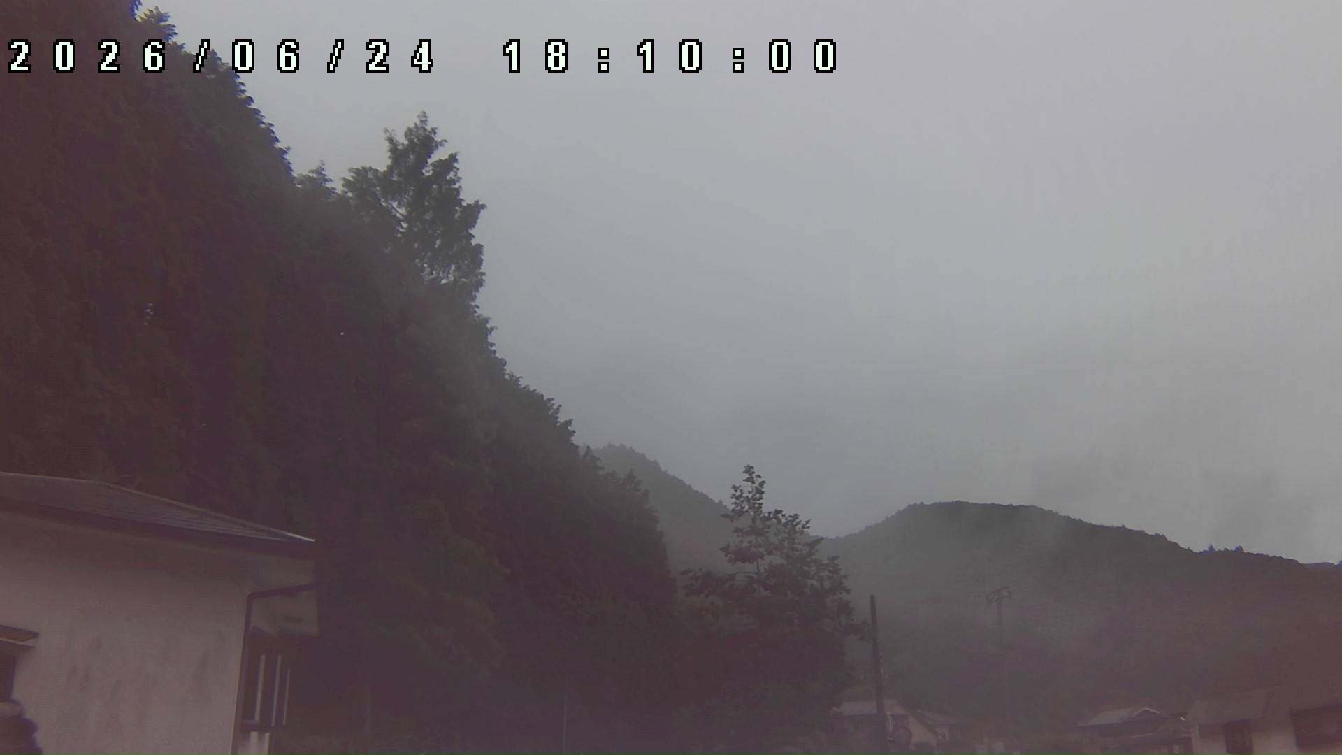 2026年6月24日 18:10ごろの金剛山登山口周辺の空