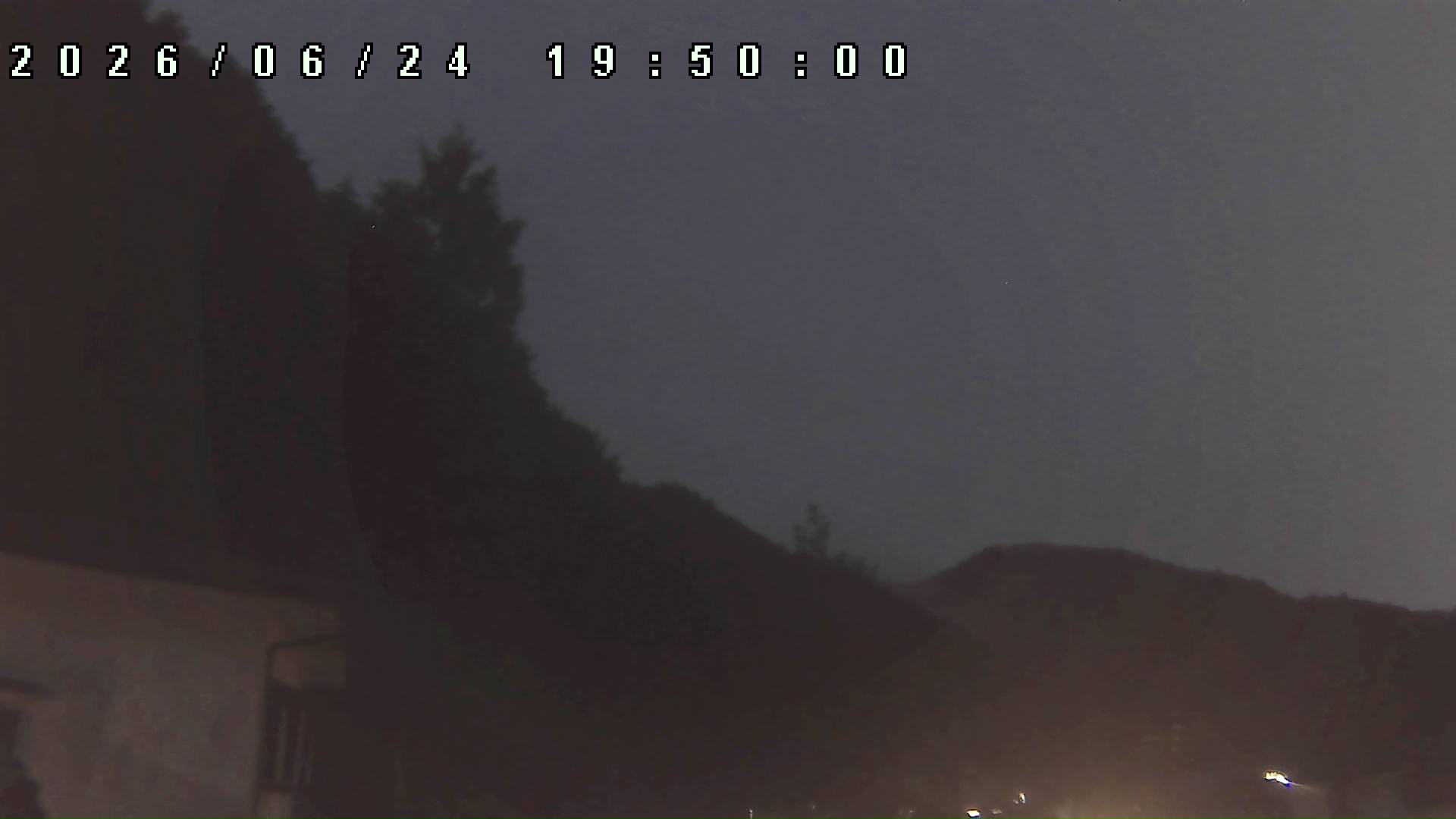 2026年6月24日 19:50ごろの金剛山登山口周辺の空