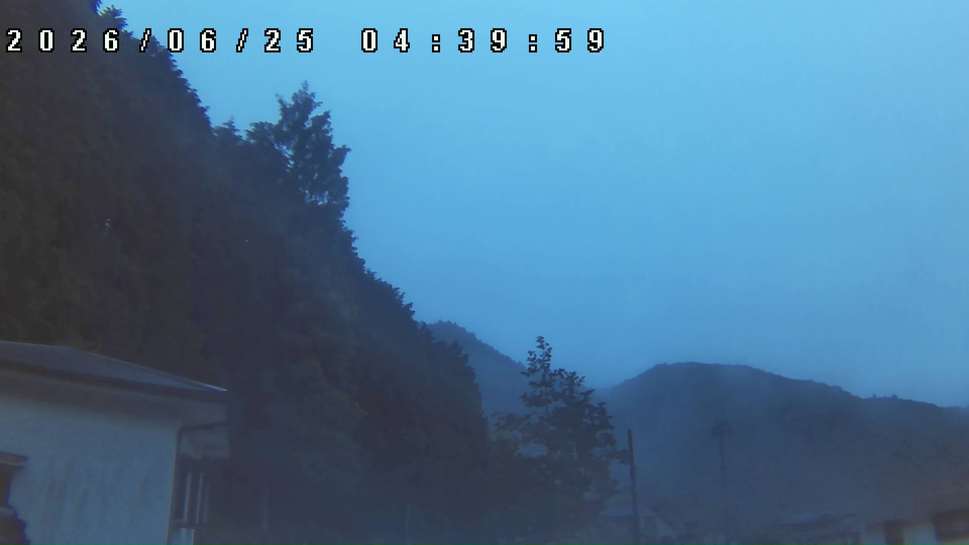 2026年6月25日 04:40ごろの金剛山登山口周辺の空