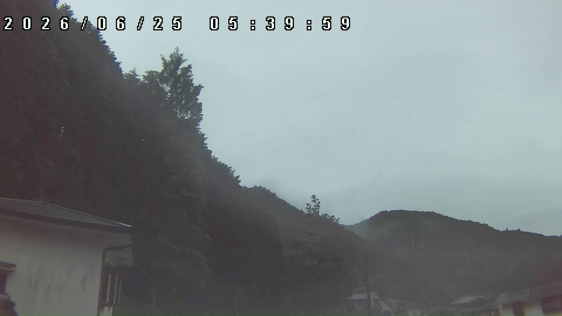 2026年6月25日 05:40ごろの金剛山登山口周辺の空
