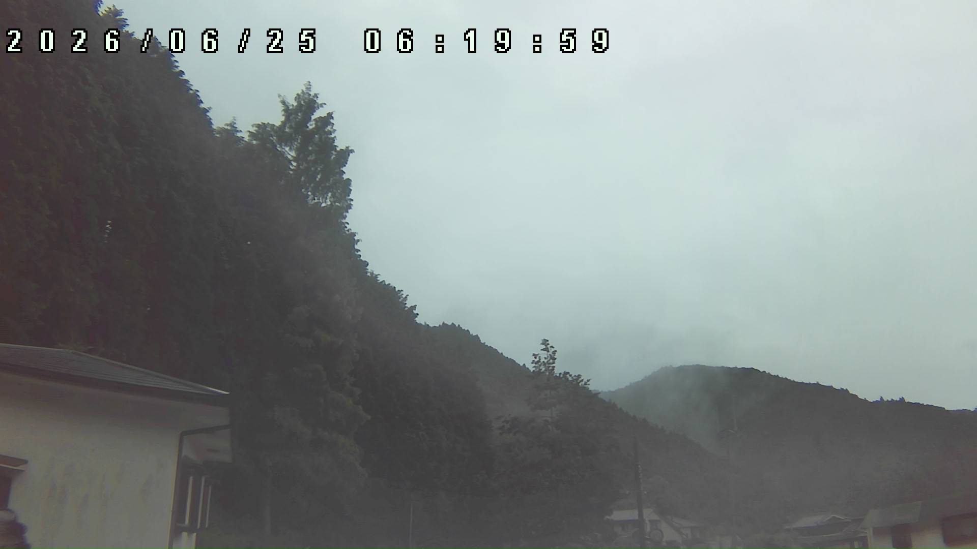 2026年6月25日 06:20ごろの金剛山登山口周辺の空