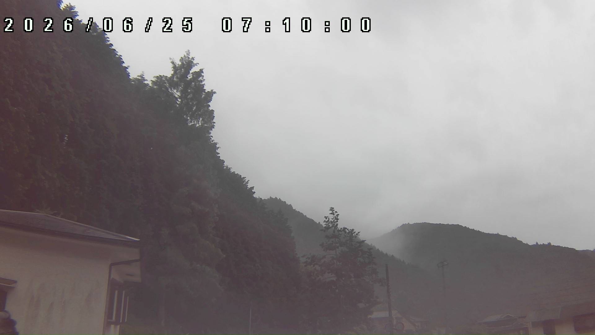 2026年6月25日 07:10ごろの金剛山登山口周辺の空
