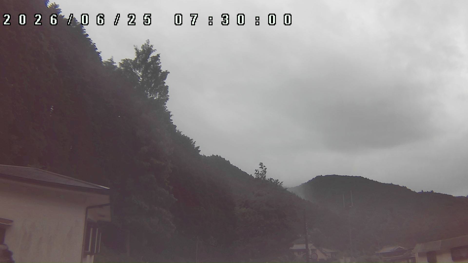 2026年6月25日 07:30ごろの金剛山登山口周辺の空